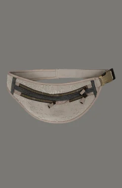 Bestickete Beltbag aus Schöller