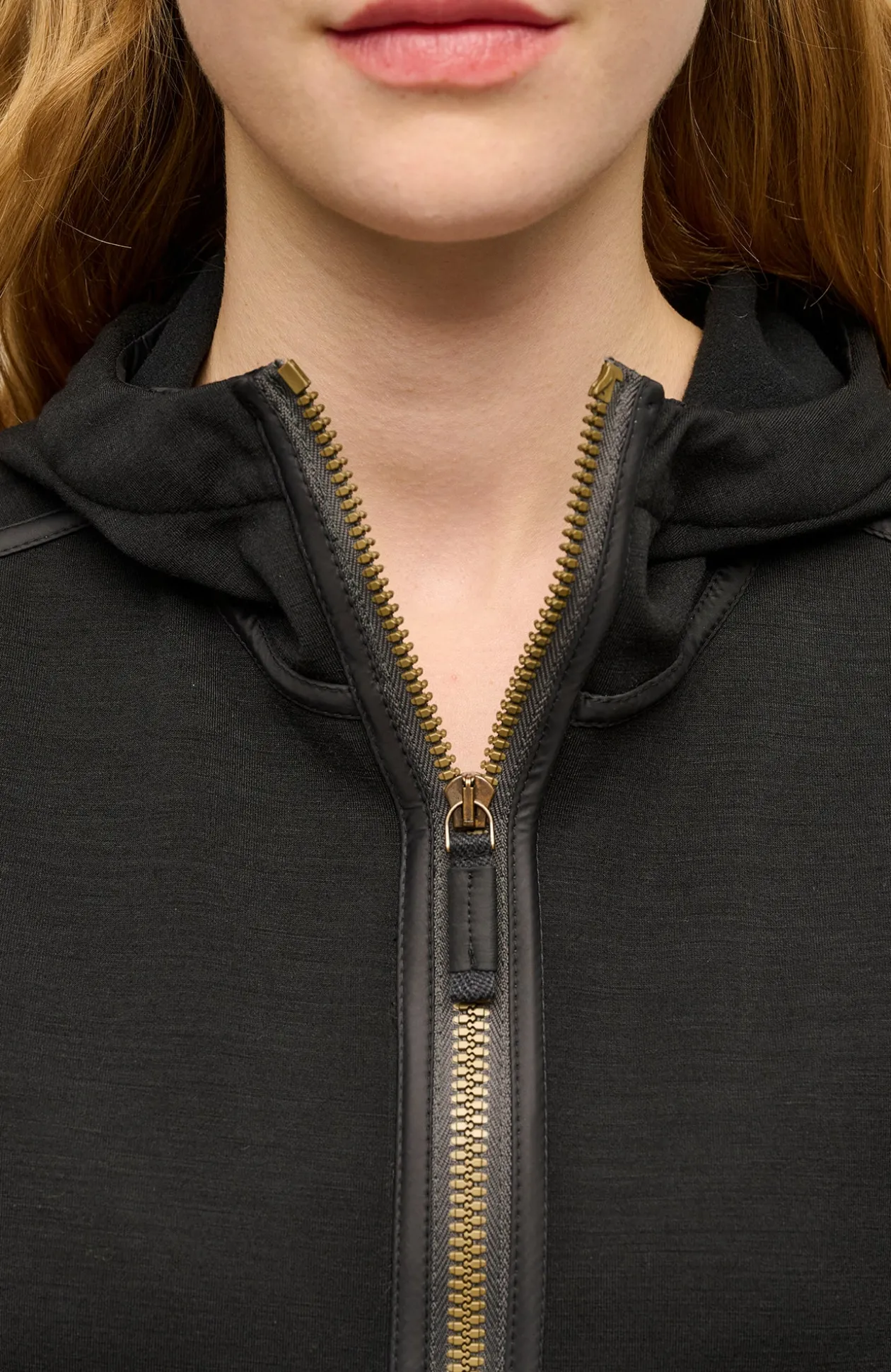 Rania Woll Powerstretch Kapuzenjacke